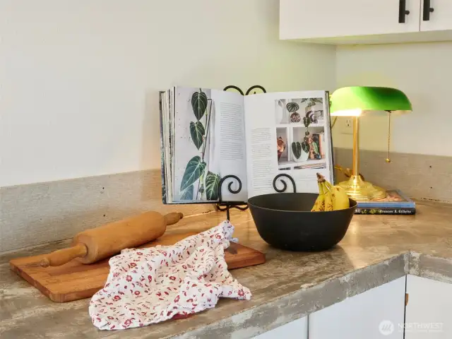 Kitchen counter