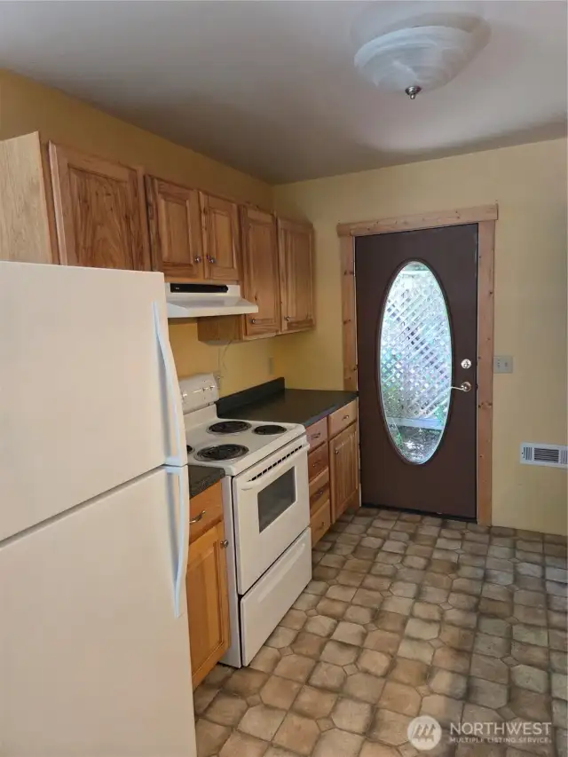 Downstairs Kitchen South