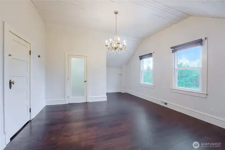 Upper bedroom #3