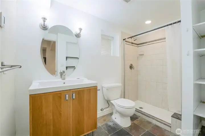 Lower level 3/4 bath