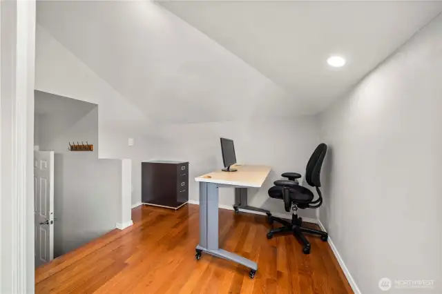 flex room/4th bedroom in garage
