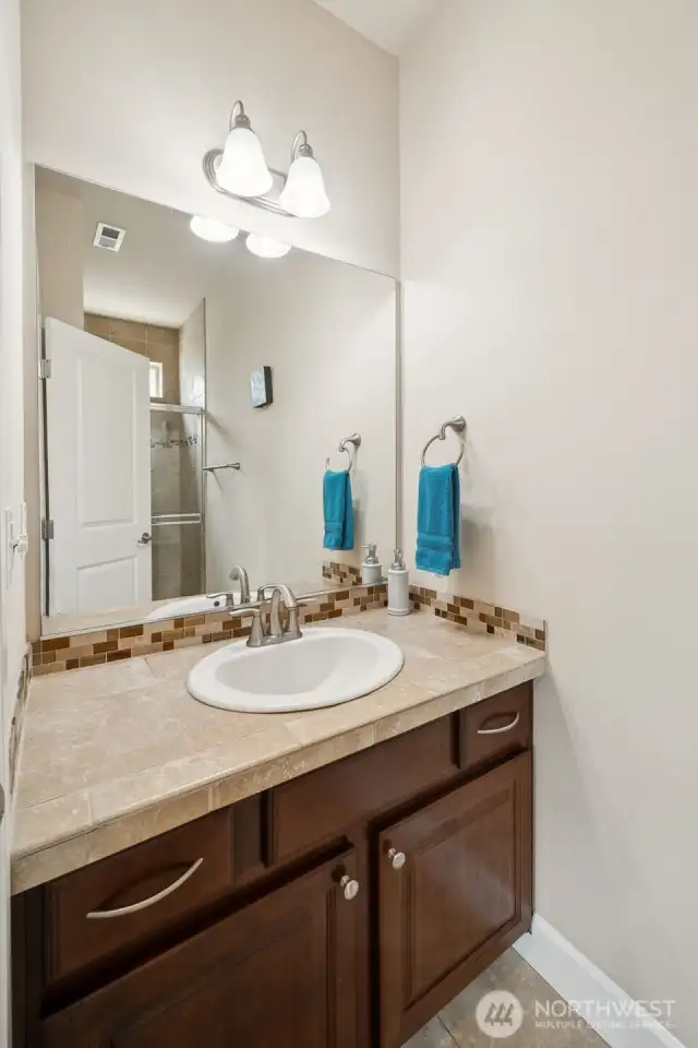 3/4 bath on main