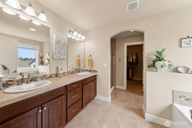 Primary bath