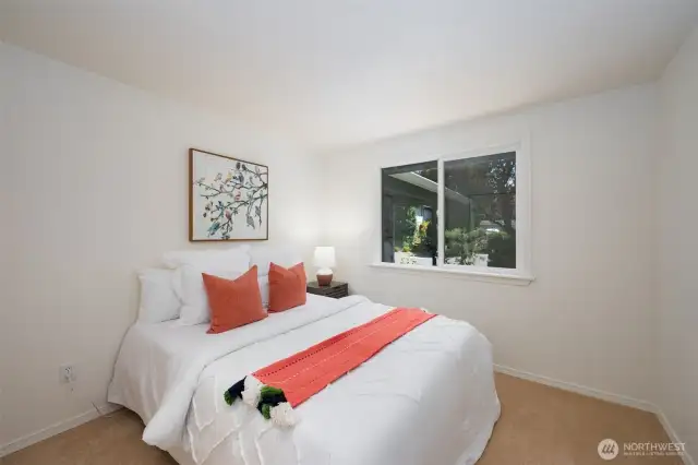 2nd bedroom