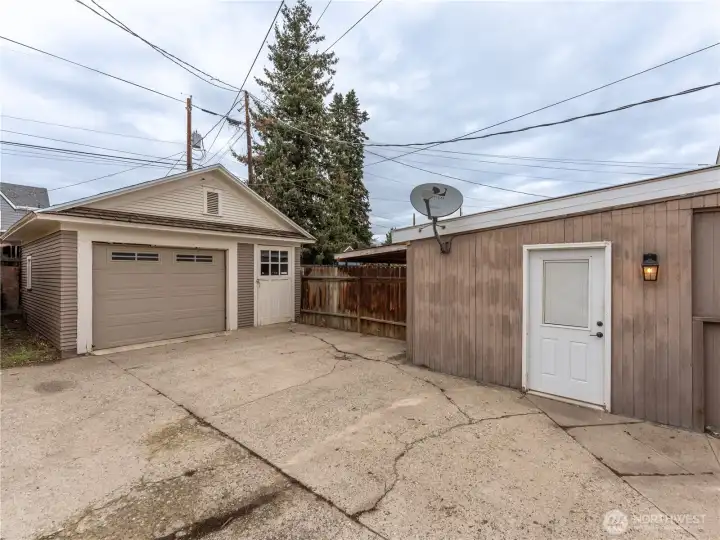 Detached garage with storage and workshop potential