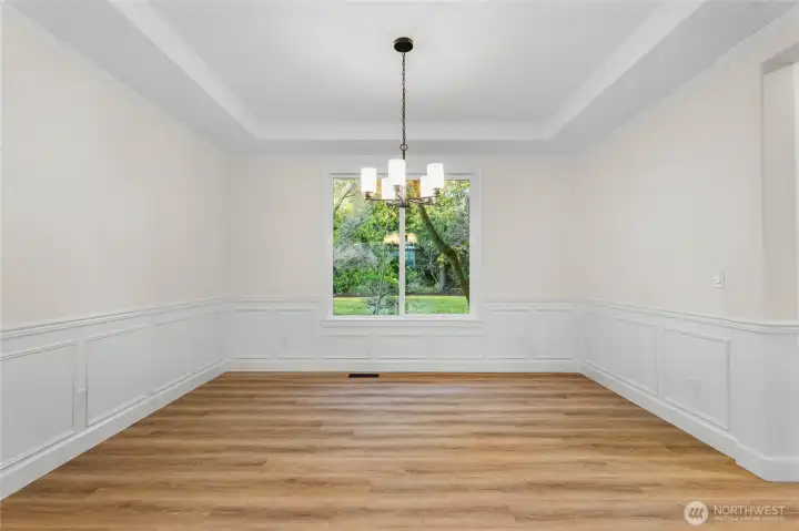 Dining area ideal for everyday meals and hosting