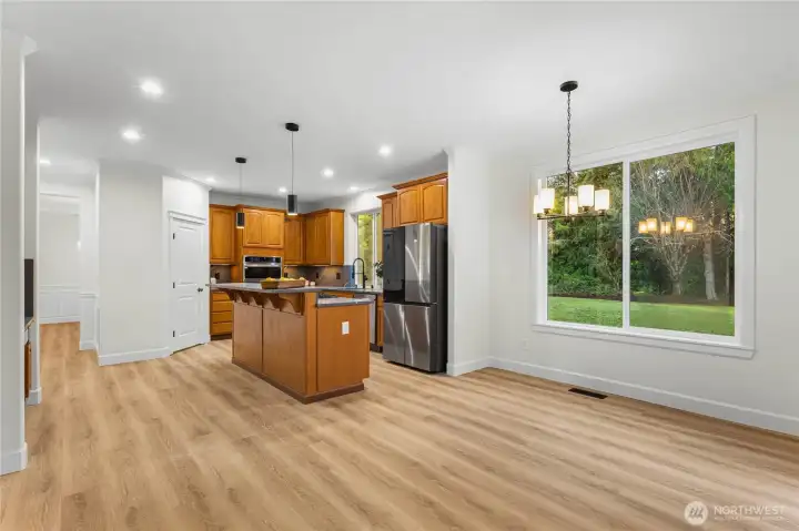 Eating space perfect for busy mornings and family meals!