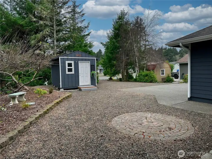 10x20 Shed for all those lake toys