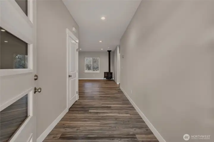 Come in! Home has no carpet and zero steps anywhere!