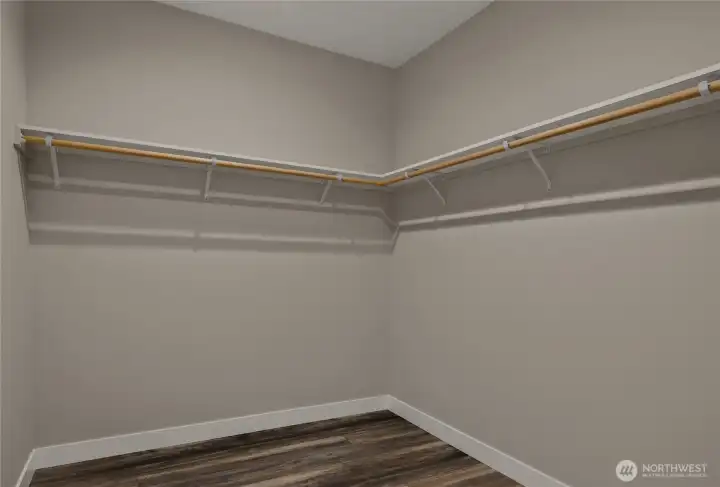 Walk in closet