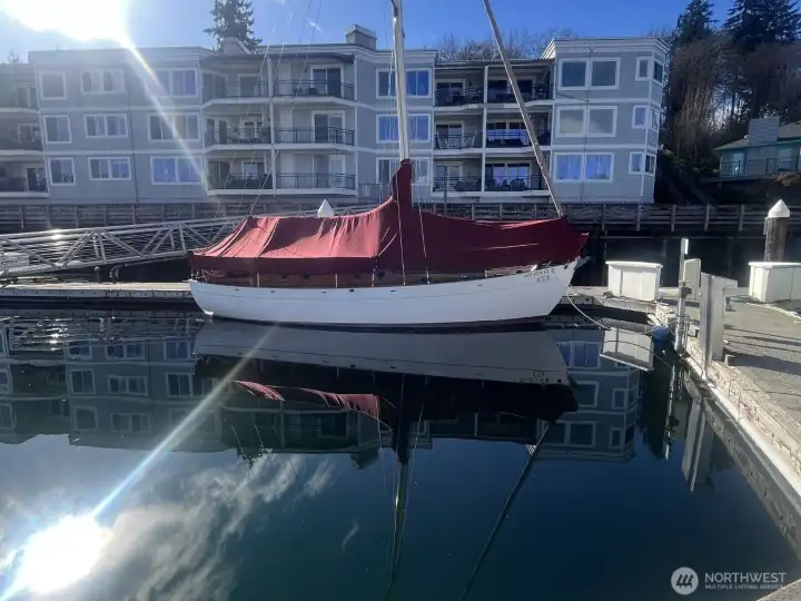 Alternate angle of Slip B28, a 32’ corner boat slip at Murphy’s Landing Marina in downtown Gig Harbor.