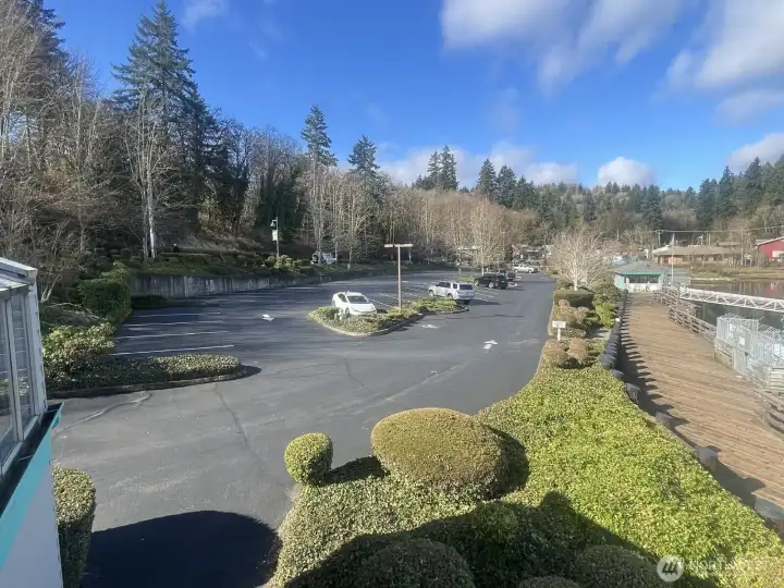 Nearby parking for Murphy’s Landing Marina with easy access to Dock B and downtown Gig Harbor waterfront.