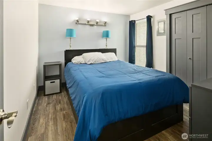 Queen Bed in primary suite!