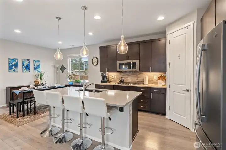 Convenient corner pantry