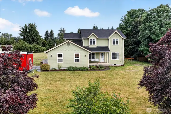 Peaceful 1 acre lot fully fenced backyard