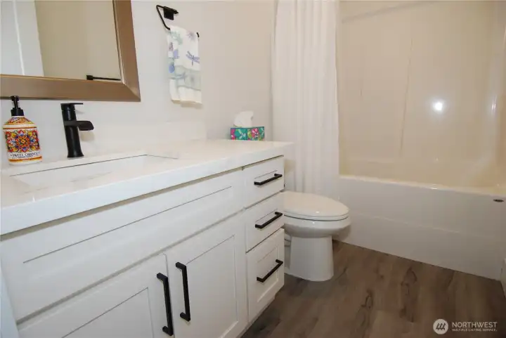 Full bath shared with other bedrooms