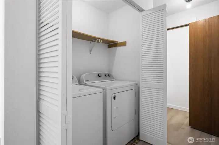 Washer & dryer stay Washer & dryer stay
