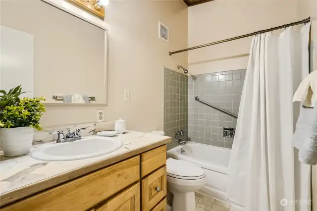 Full Bathroom