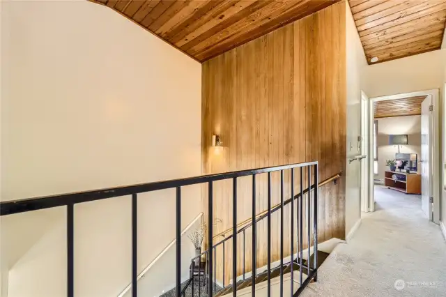 Stairwell Hallway between both Bedrooms