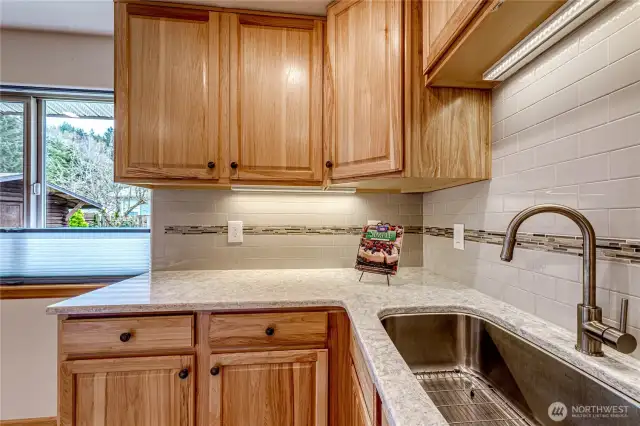 Kitchen w/ Cambria Quartz Countertops