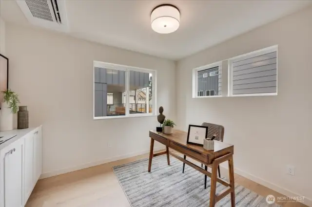 photos of model unit 13544 A - mirror image