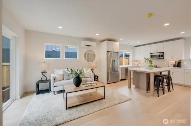 photos of model unit 13544 A - mirror image