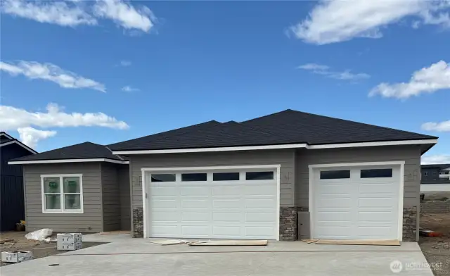 Home similar to photos, but not exact
