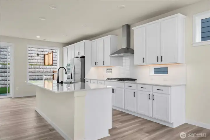 Disclaimer Secondary photos of same floor plan on different lot in different community: Photos are from another Warren, finishes, upgrades, and features may vary.