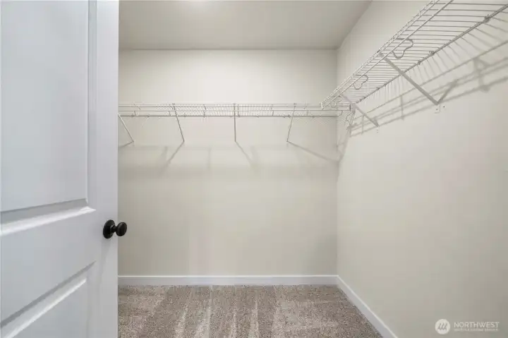 Disclaimer Secondary photos of same floor plan on different lot in different community: Photos are from another Warren, finishes, upgrades, and features may vary.