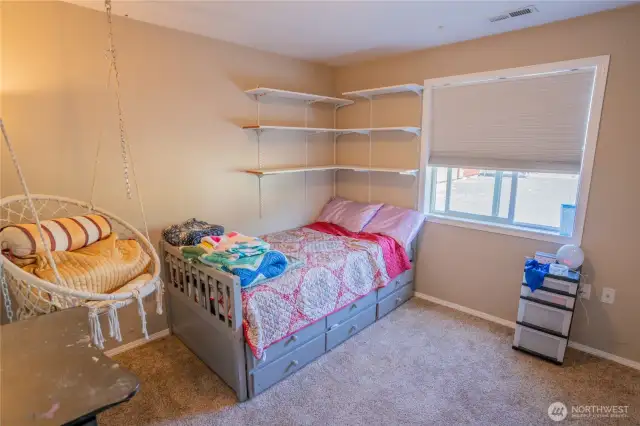 Guest bed 1