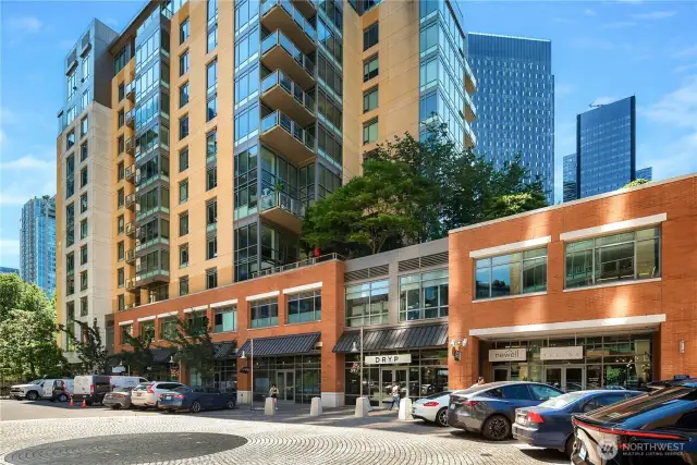 In addition to Whole Foods, multiple service retailers pepper the complex courtyard, not to mention 1 Hotel Seattle and its amazing facilities.