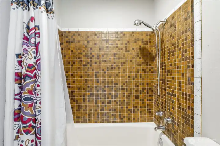 Great setup for shared or flexible living arrangements
