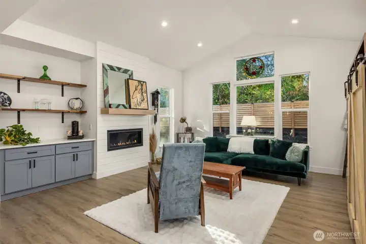 Vaulted ceiling and fun coffee/wine bar area