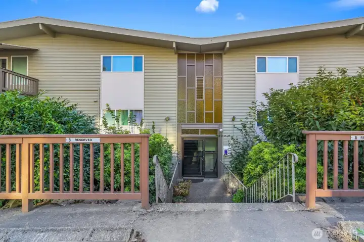 Back Parking Lot with 4 Visitor Parking Spots