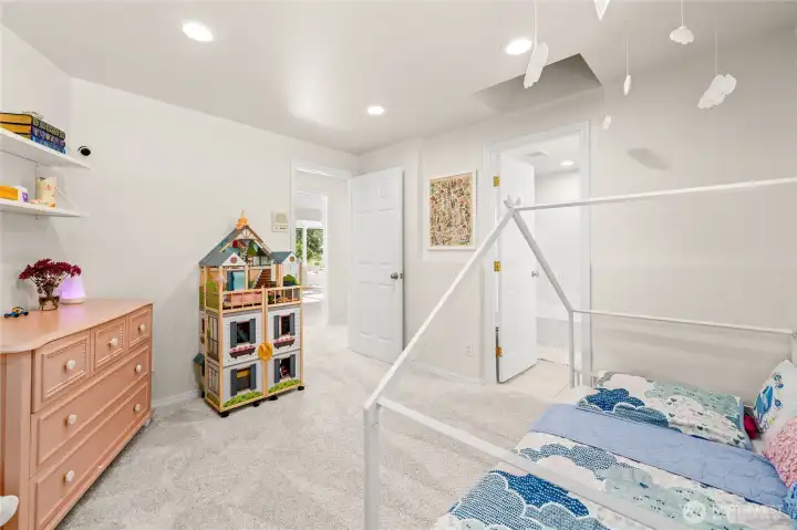 Additional bedroom with it's own private full bathroom