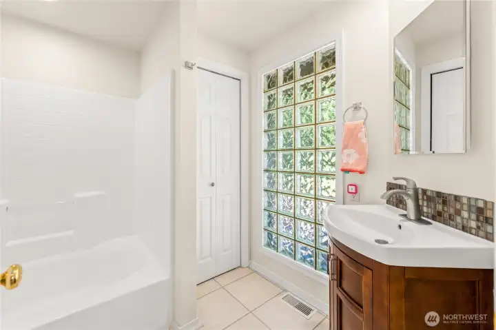 Private bathroom attached to additional bedroom