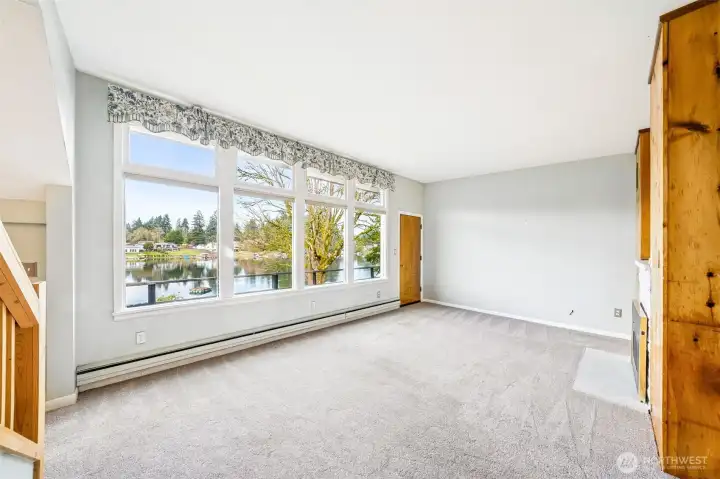 Breathtaking lake views you'll love each season!