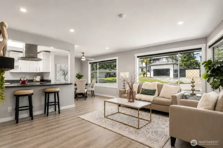 Open Concept Area – Open layout connecting living, dining, and kitchen spaces Open Concept Area – Open layout connecting living, dining, and kitchen spaces