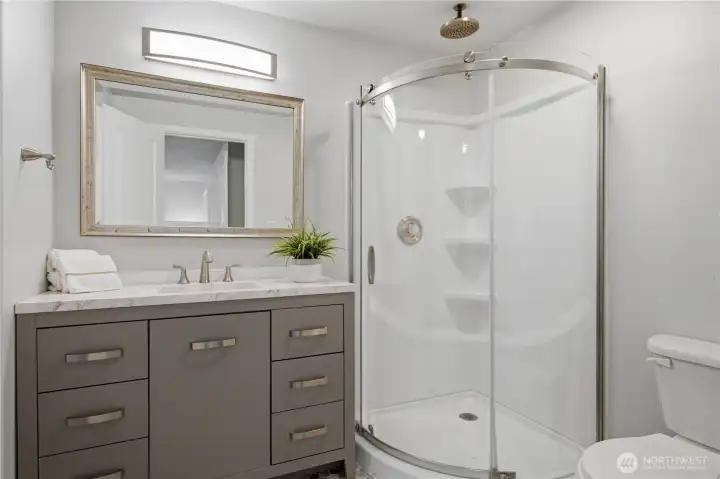 Primary Bathroom – Spacious primary bathroom featuring a functional layout with comfort and convenience Primary Bathroom – Spacious primary bathroom featuring a functional layout with comfort and convenience
