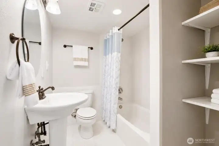 Full Bathroom – Full bathroom with functional layout and modern convenience Full Bathroom – Full bathroom with functional layout and modern convenience
