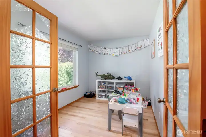 Office/Playroom/Gym BONUS ROOM