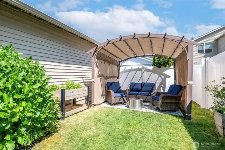 Adorable backyard