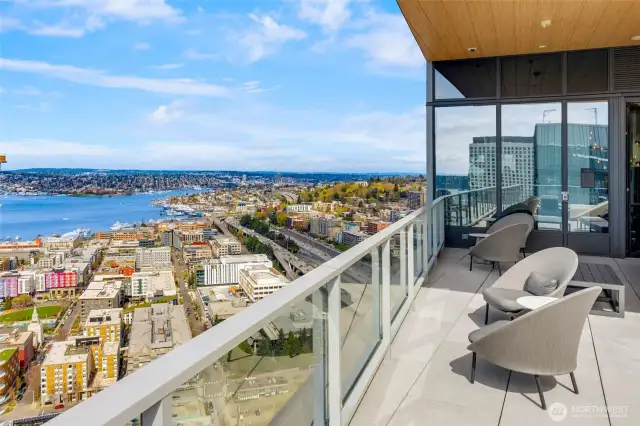 Rooftop Deck