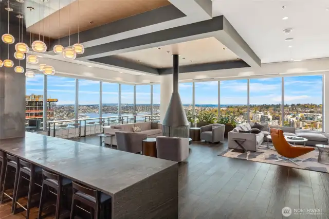 Sky Lounge