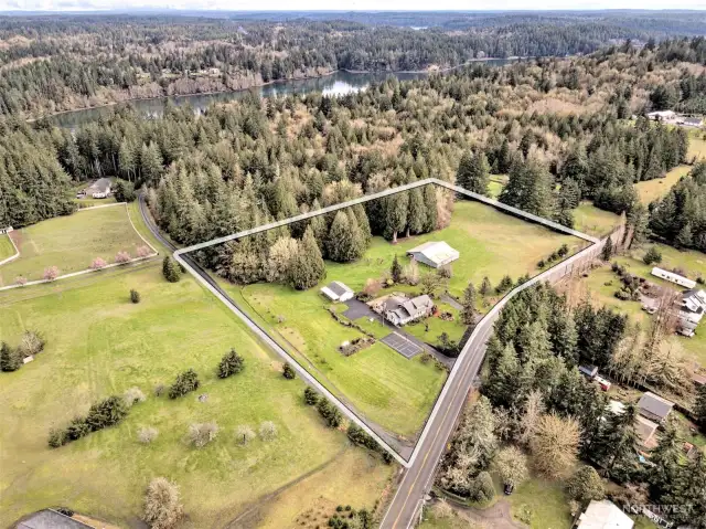 Not far from Hammersley Inlet!