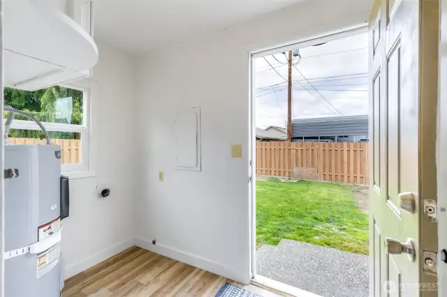 Laundry area/mudroom