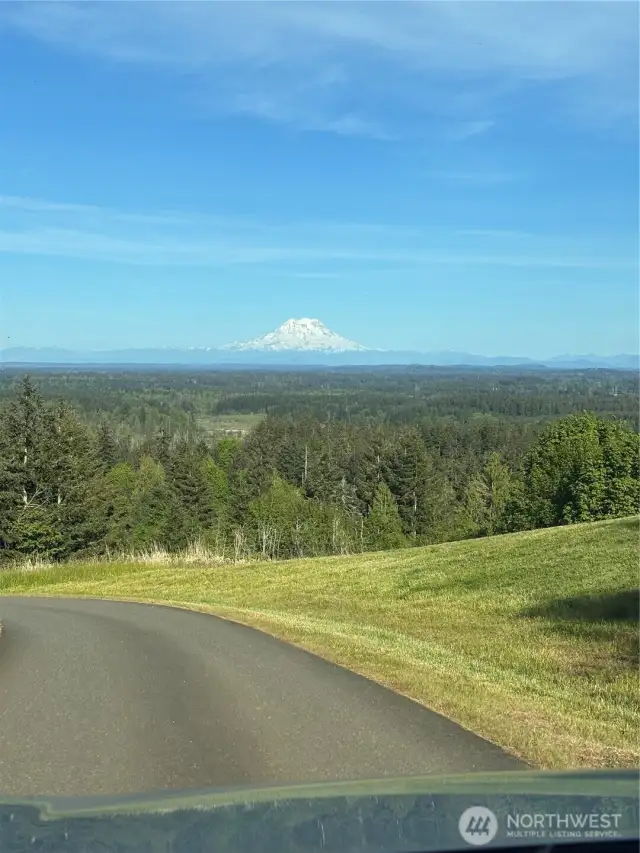 DRIVE GOING DOWN TODDERJEN--- Never gets tired!!!