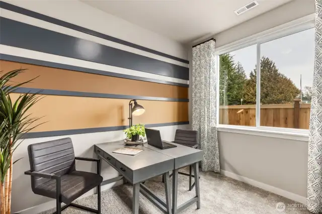 Disclaimer Secondary photos of same floor plan on different lot in different community: Photos are from another Noah, finishes, upgrades, and features may vary.