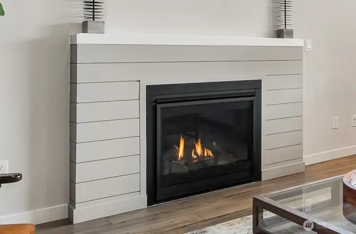 Disclaimer Secondary photos of same floor plan on different lot in different community: Photos are from another Noah, finishes, upgrades, and features may vary.