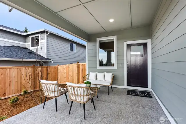 Disclaimer Secondary photos of same floor plan on different lot in different community: Photos are from another Noah, finishes, upgrades, and features may vary.